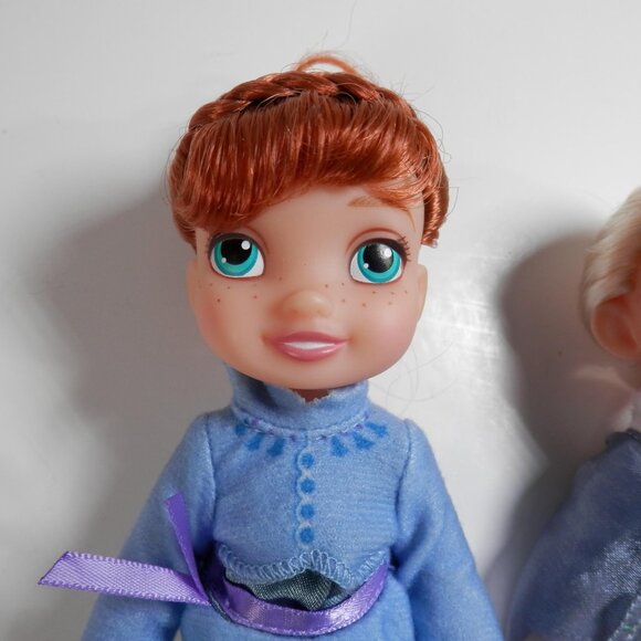 2017 Olaf's Frozen Adventure Elsa & Anna Petite 6" Doll Gift Set Princess Jakks - Picture 2 of 11